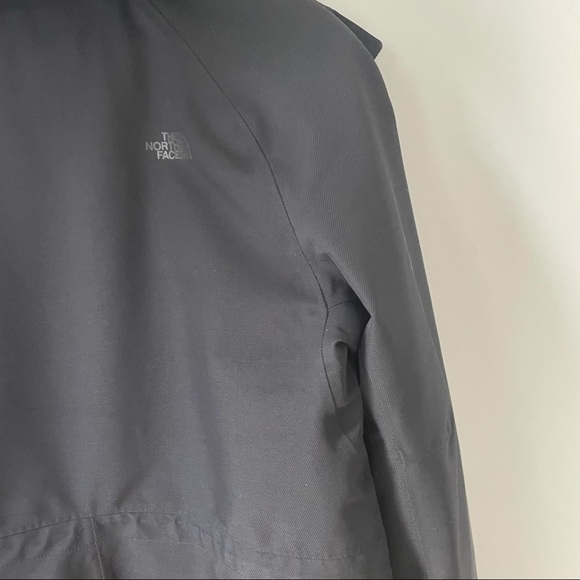 THE NORTH FACE LINED RAIN / SLEET JACKET - Picture 13 of 15